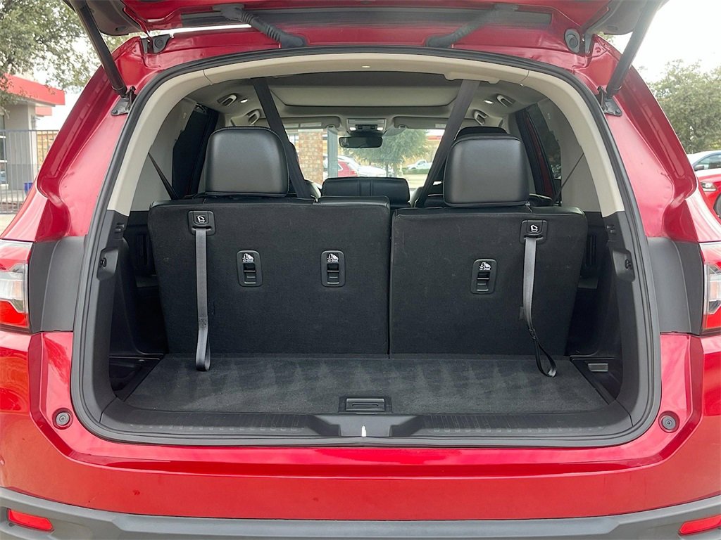 Used 2023 Honda Pilot Touring image 29