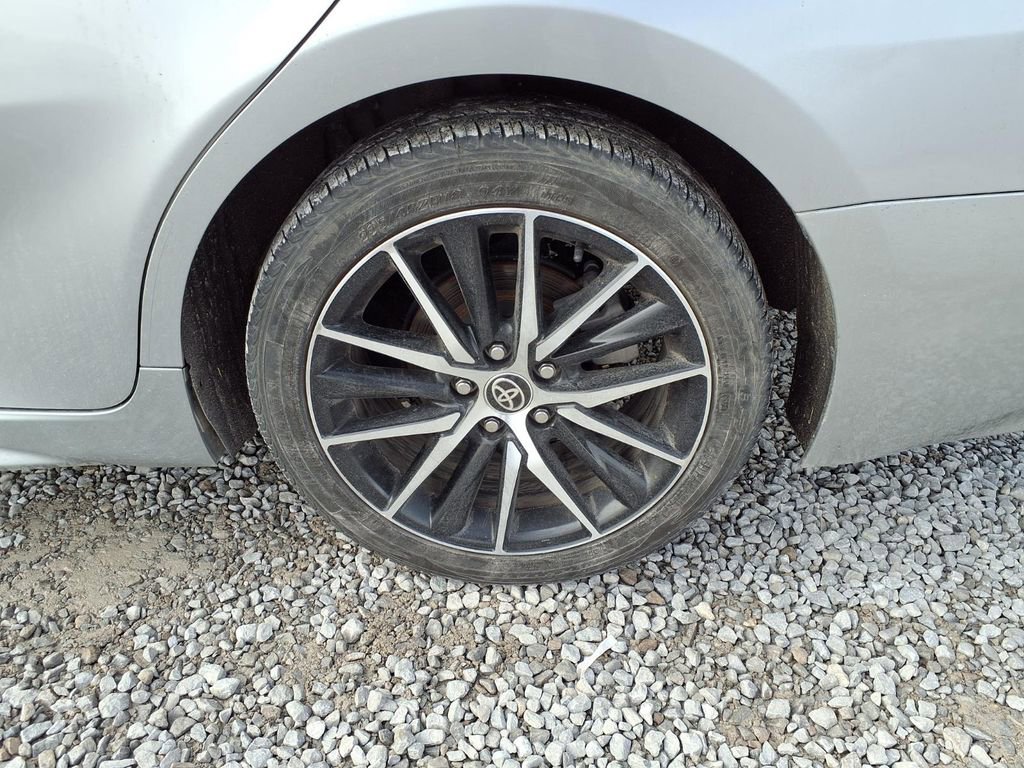 Used 2021 Toyota Camry SE FWD image 34