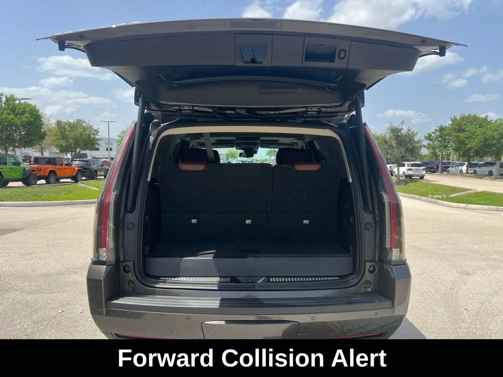 Used 2020 Cadillac Escalade Premium Luxury w/ LPO, Radiant Package RWD image 25