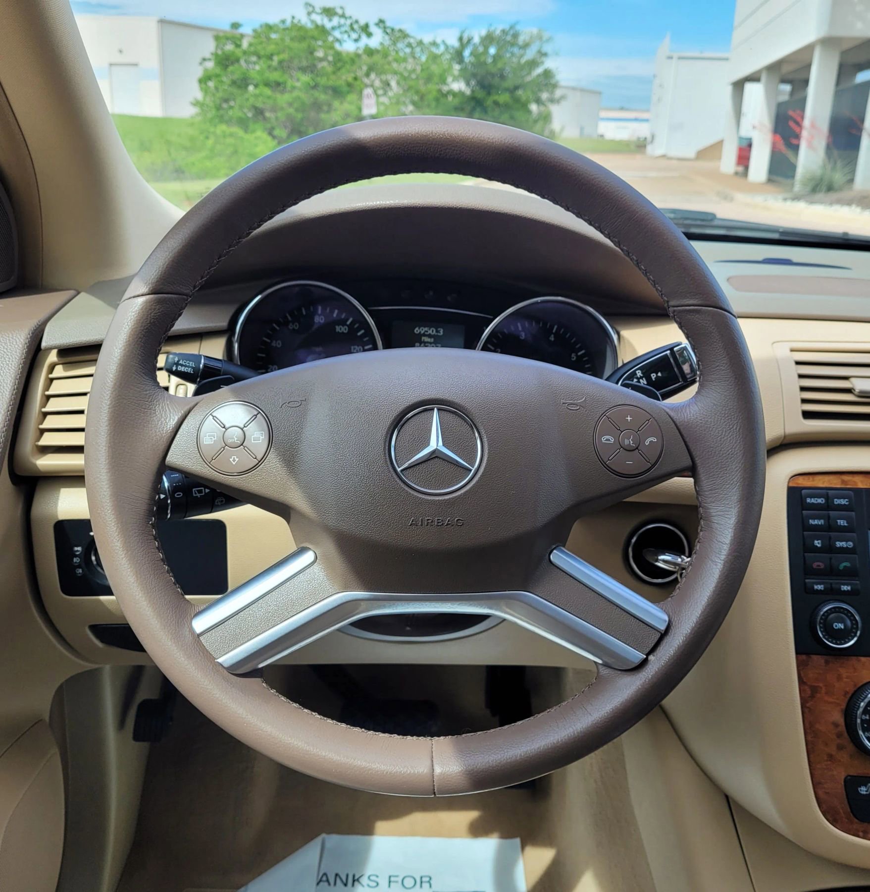 Used 2009 Mercedes-Benz R 350 4MATIC image 26