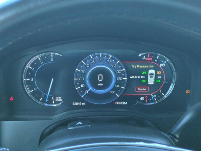 Used 2016 Cadillac Escalade Premium AWD/4WD image 11