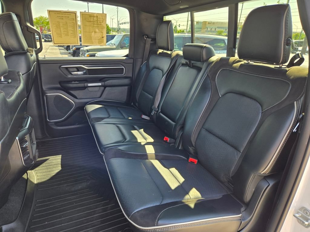 Used 2023 RAM 1500 Laramie AWD/4WD image 30