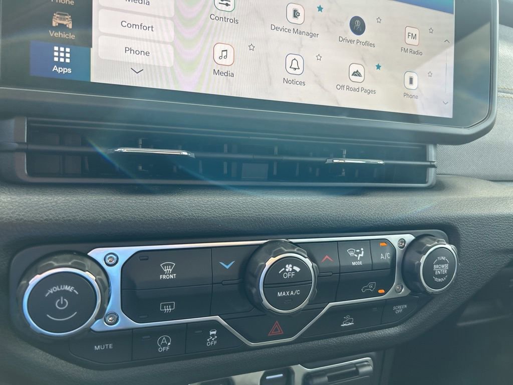 New 2026 Jeep Wrangler Sport image 39