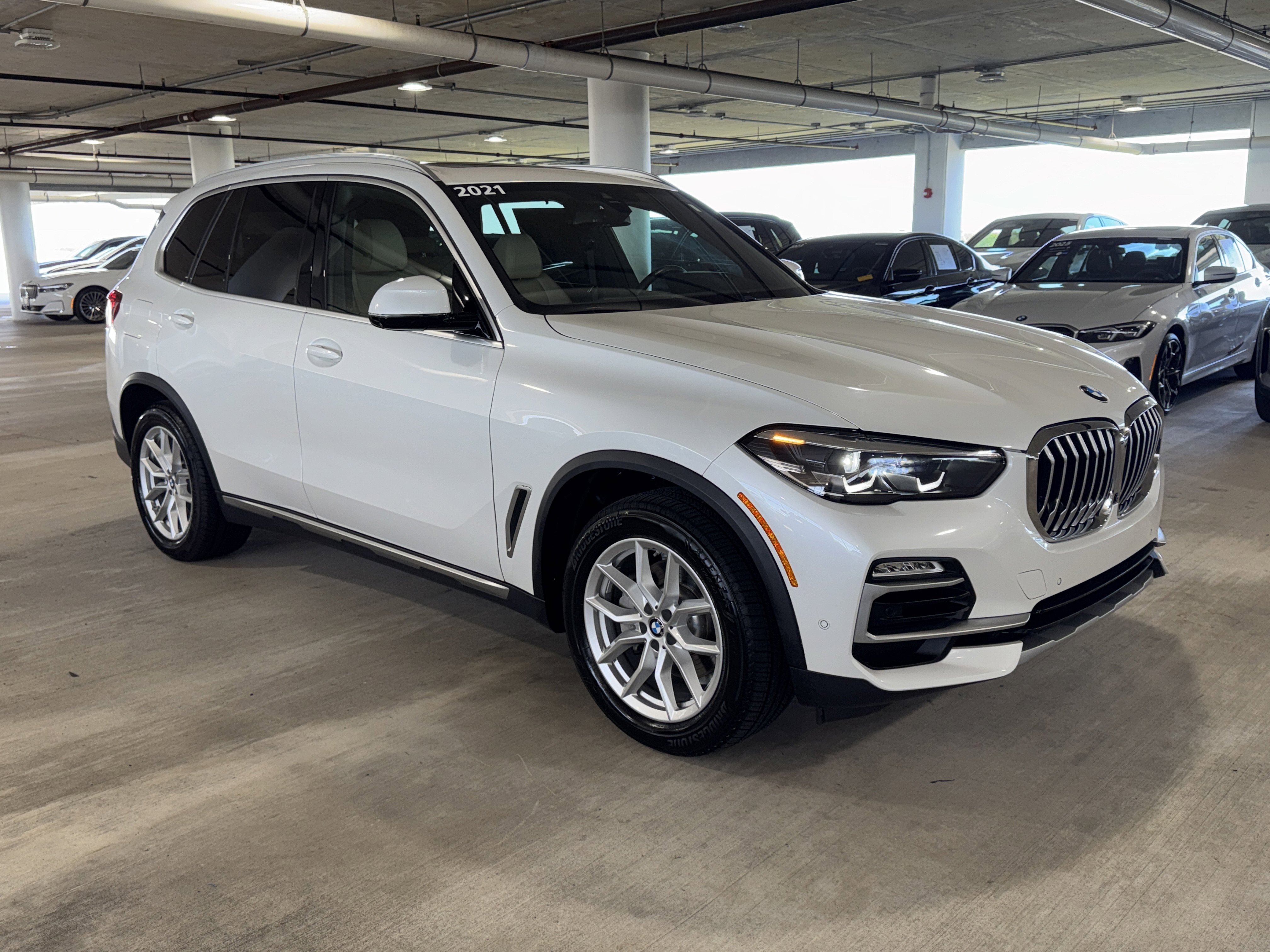 Certified 2021 BMW X5 sDrive40i w/ Premium Package 2