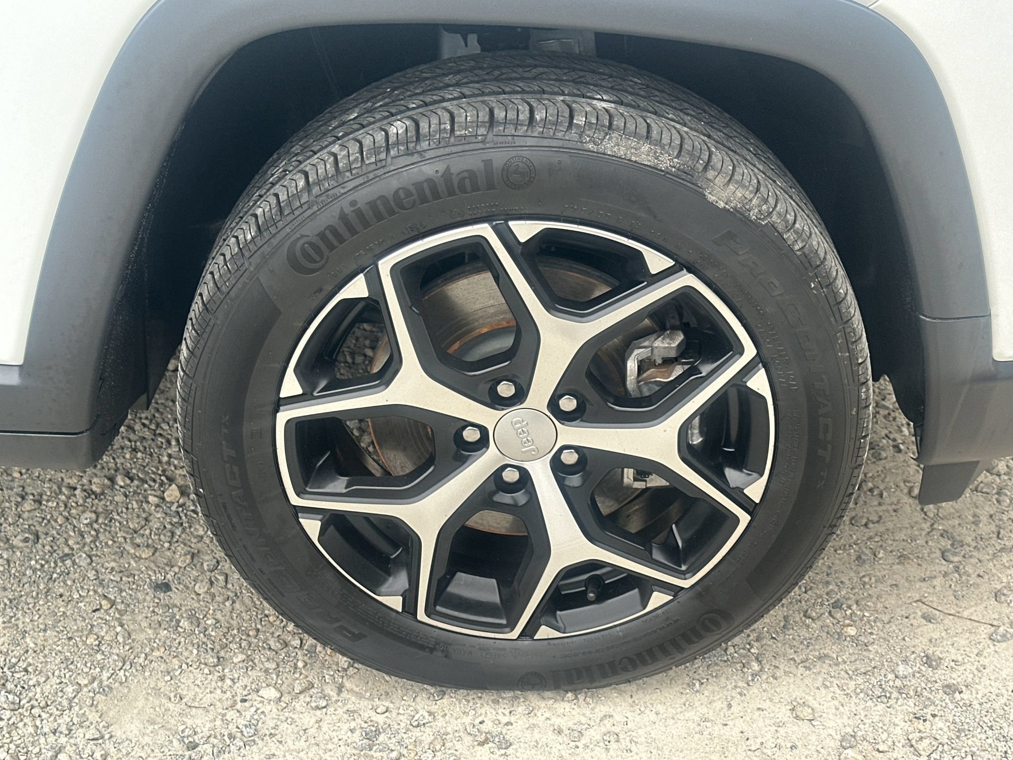 Used 2024 Jeep Compass Limited AWD/4WD image 12