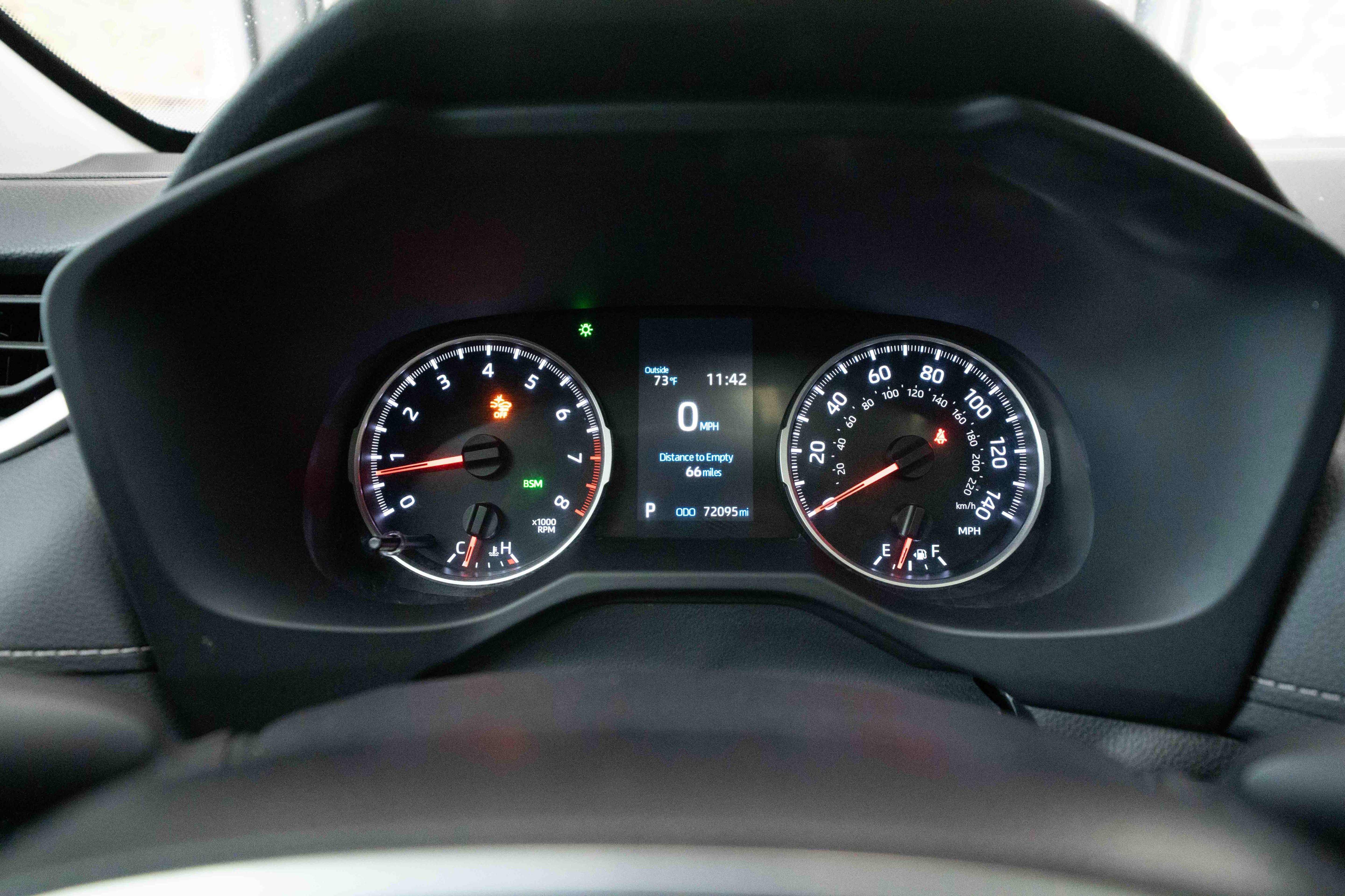 Used 2020 Toyota RAV4 XLE w/ Convenience Package AWD/4WD image 16