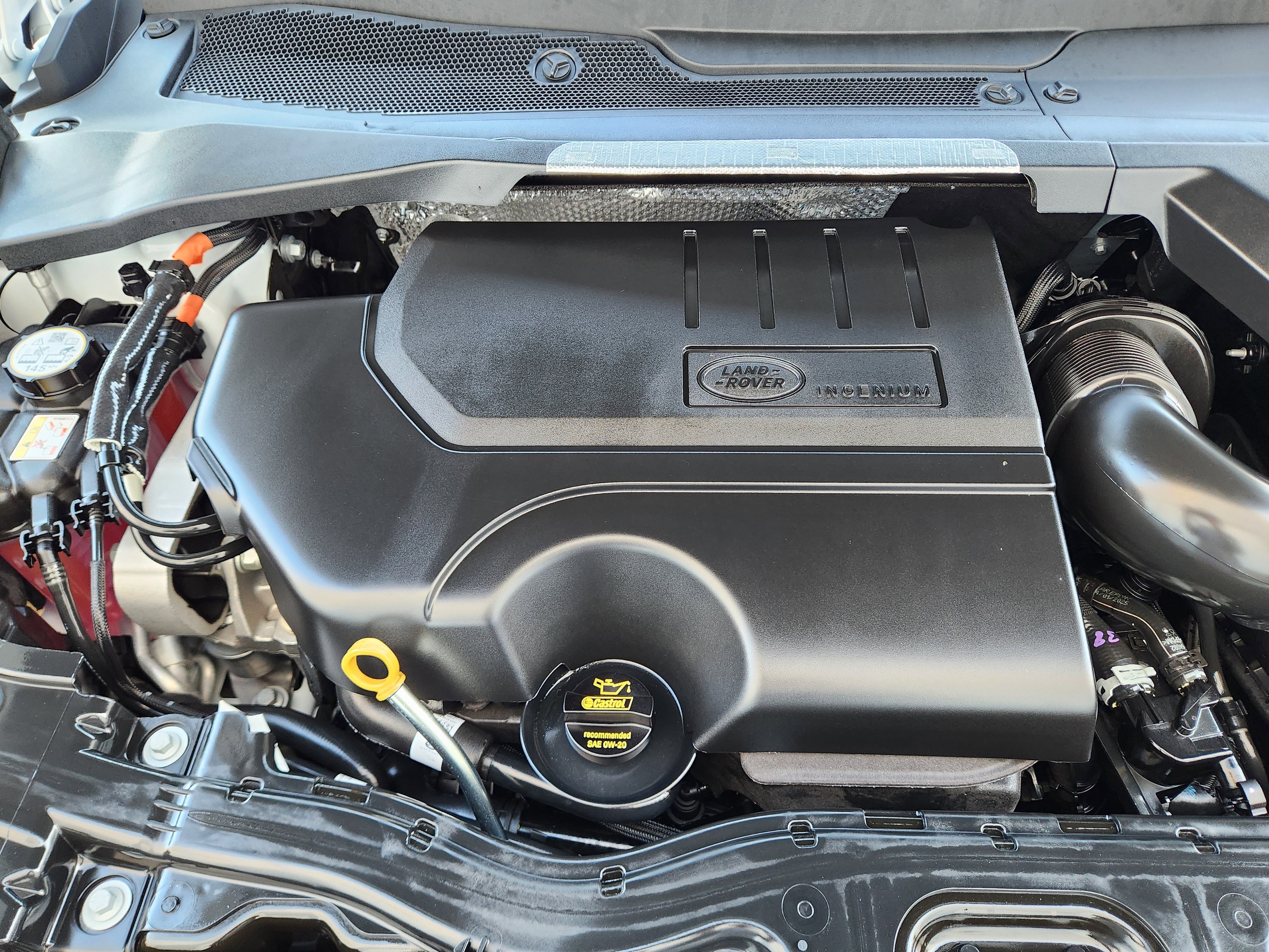 New 2025 Land Rover Discovery Sport Dynamic SE image 33