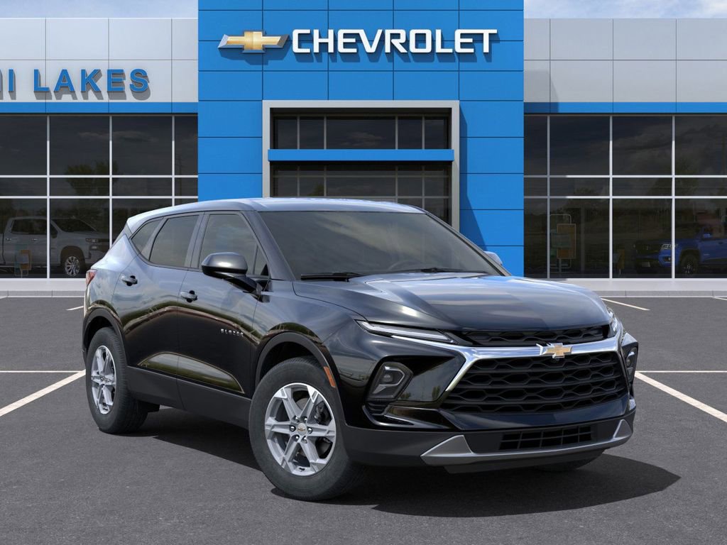 New 2025 Chevrolet Blazer LT image 7