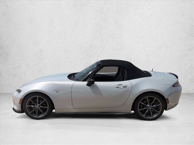 Used 2016 MAZDA MX-5 Miata Club RWD image 8