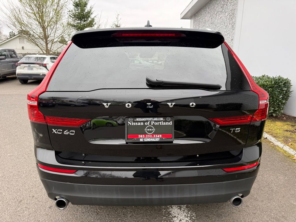 Used 2019 Volvo XC60 T5 Momentum image 7