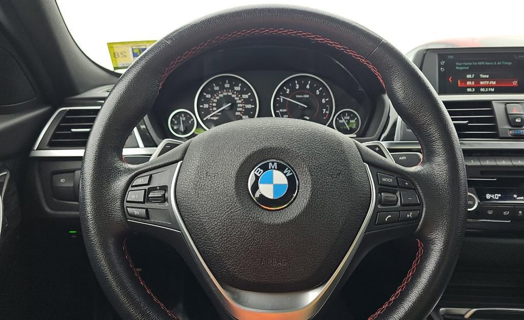 Used 2018 BMW 330i xDrive Sedan w/ Convenience Package image 11
