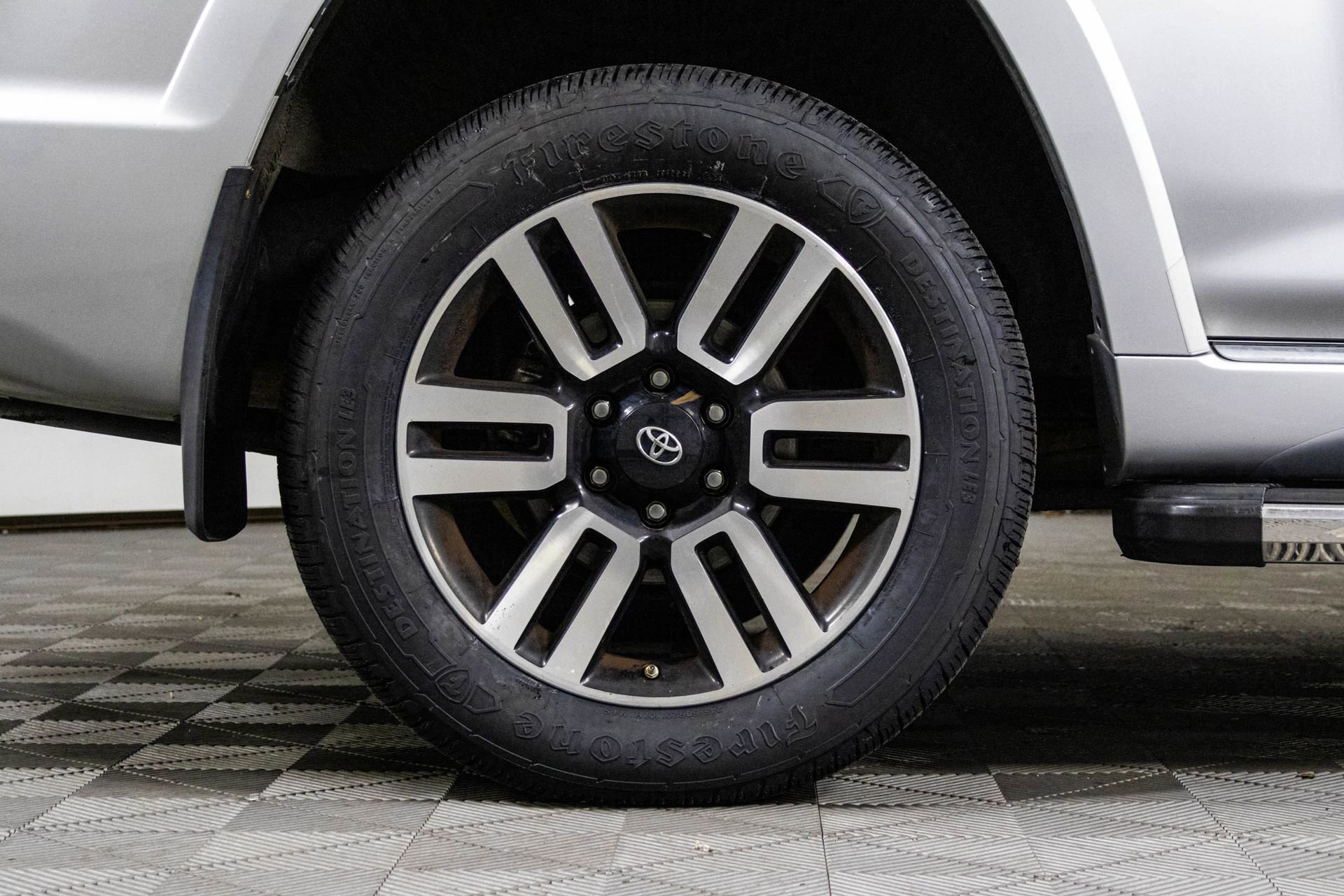 Used 2014 Toyota 4Runner Limited image 42