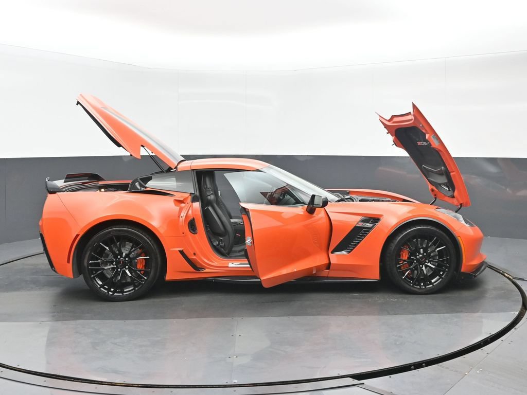 Used 2019 Chevrolet Corvette Z06 RWD image 33