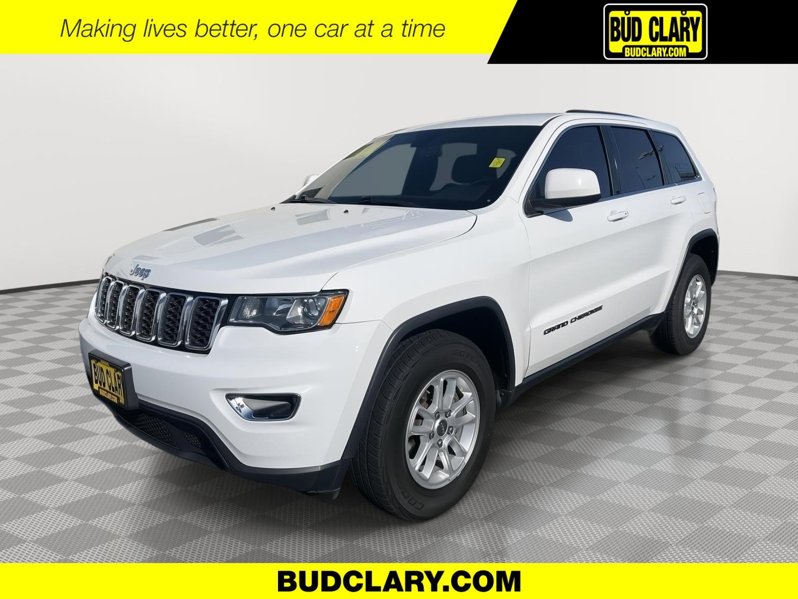 Used 2019 Jeep Grand Cherokee Laredo