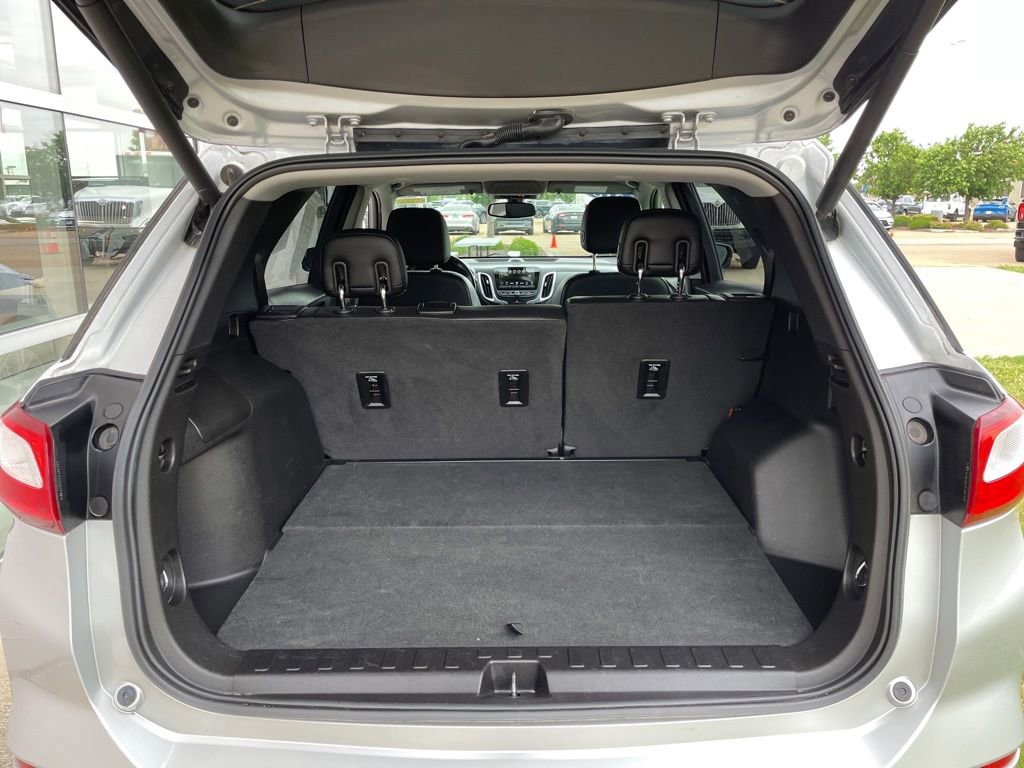 Used 2018 Chevrolet Equinox Premier FWD image 13