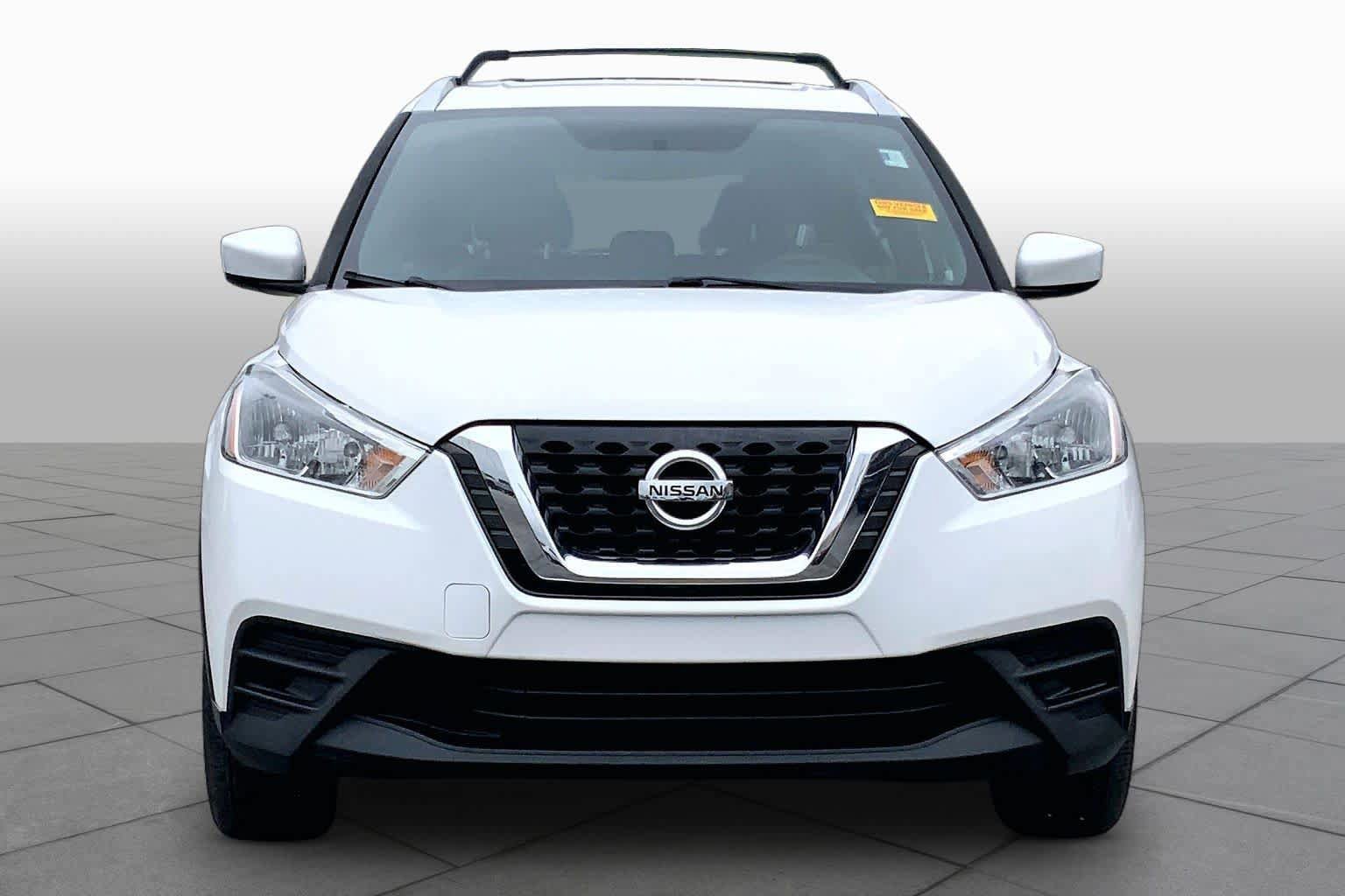 Used 2019 Nissan Kicks SV w/ Exterior Package image 4