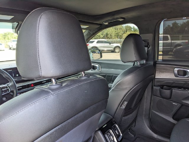 Used 2025 Kia Sorento SX Prestige AWD/4WD image 20