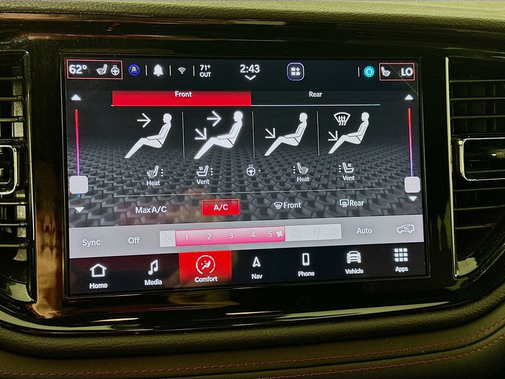 Certified 2025 Dodge Durango R/T image 26