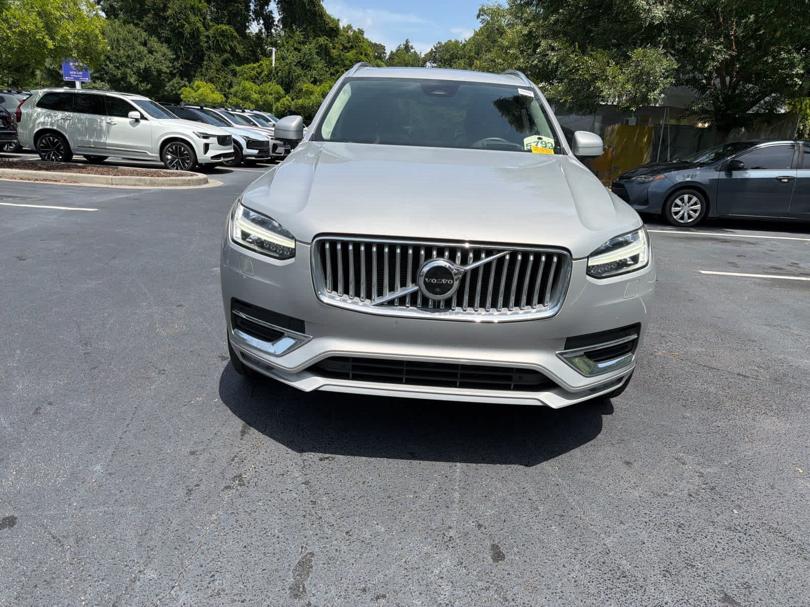 Used 2023 Volvo XC90 B5 Plus w/ Protection Package Premier AWD/4WD image 6