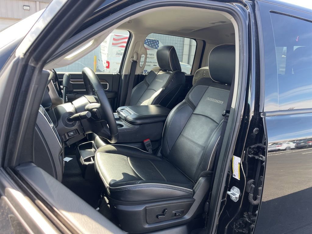 Used 2024 RAM 2500 Laramie image 24