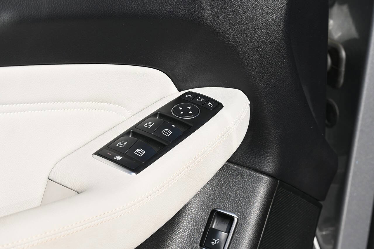 Used 2014 Mercedes-Benz ML 350 4MATIC image 4