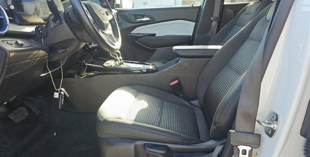 Used 2024 Chevrolet Trax LT w/ Driver Confidence Package image 7