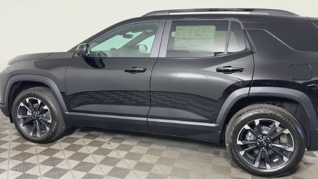New 2027 Chevrolet Equinox RS w/ Safety and Technology Package AWD/4WD image 7