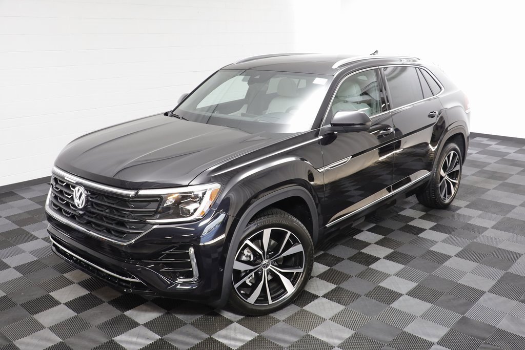 New 2026 Volkswagen Atlas Cross Sport SEL Premium R-Line image 2