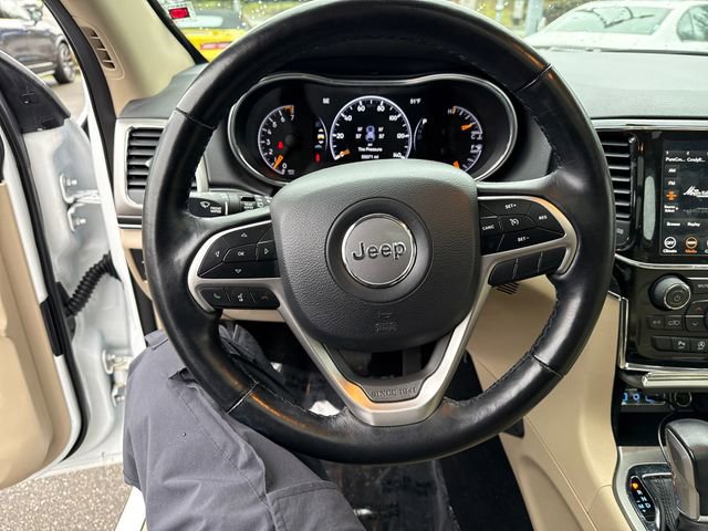 Used 2021 Jeep Grand Cherokee Limited w/ Luxury Group II image 18