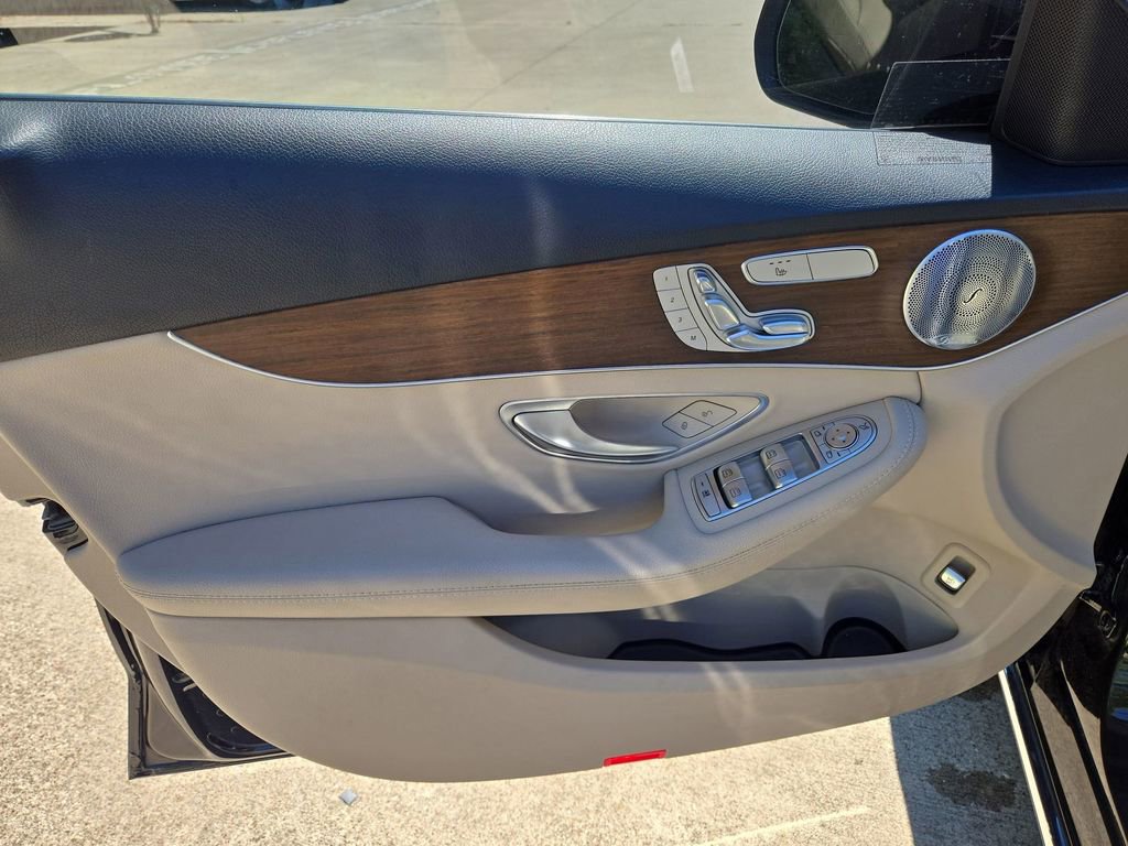Used 2021 Mercedes-Benz C 300 4MATIC Sedan image 13