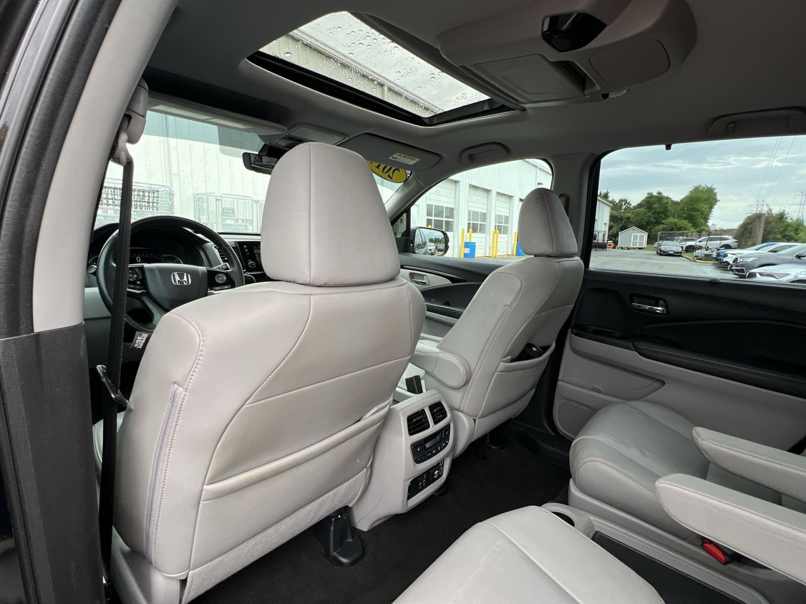 Used 2019 Honda Pilot Touring image 27