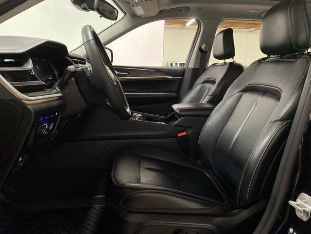 Used 2022 Jeep Grand Cherokee Limited 4xe AWD/4WD image 25
