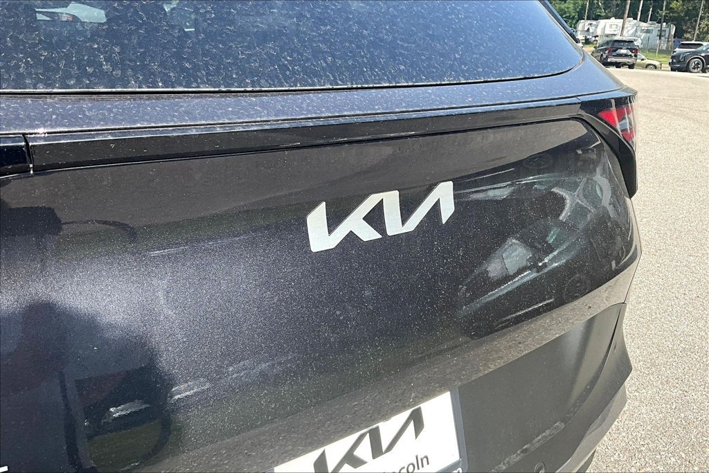 New 2026 Kia Sportage EX FWD image 9