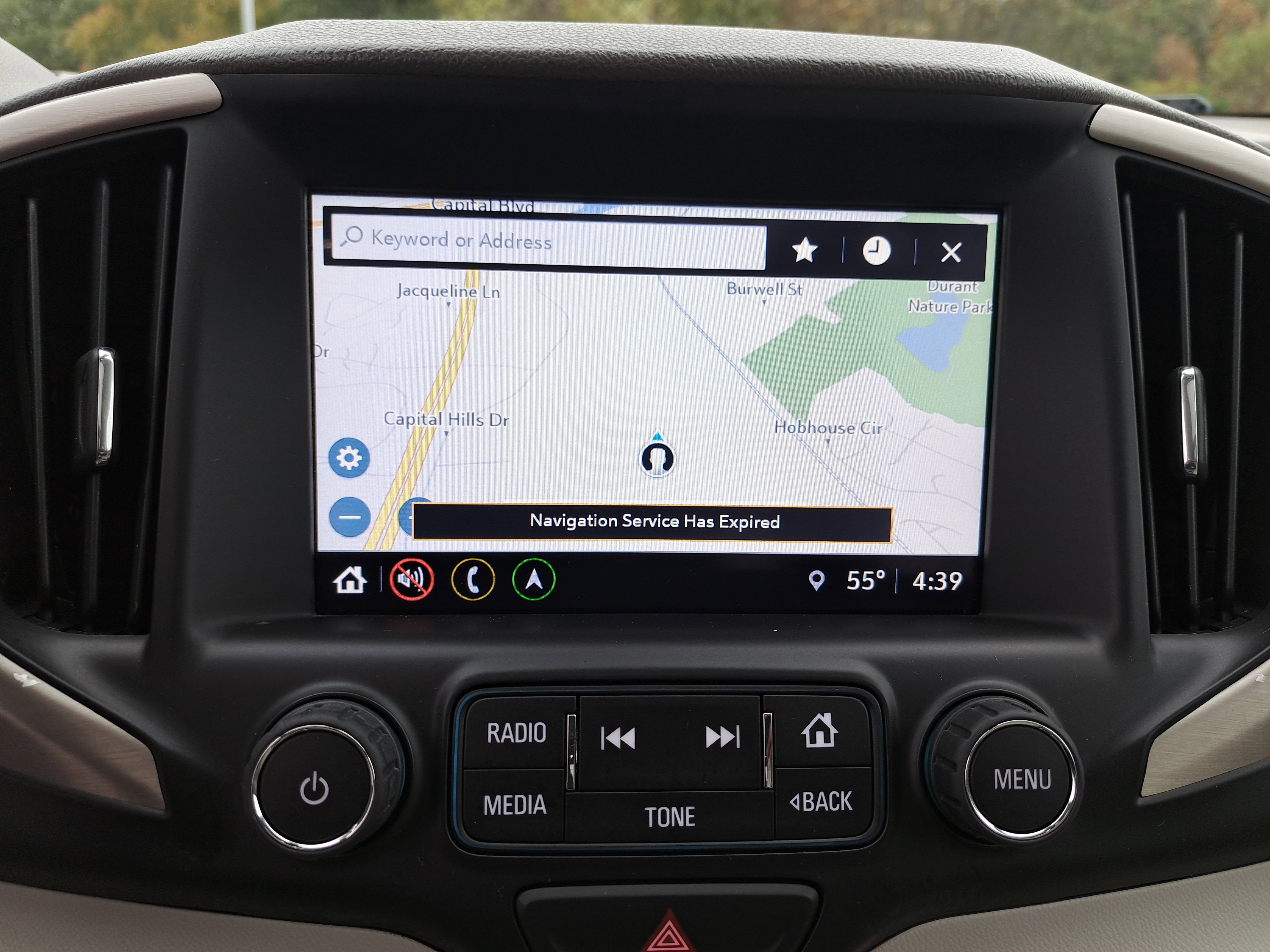 Used 2018 GMC Terrain Denali w/ Advanced Safety Package image 23