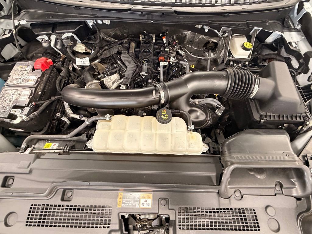 Used 2025 Ford Expedition Active image 51