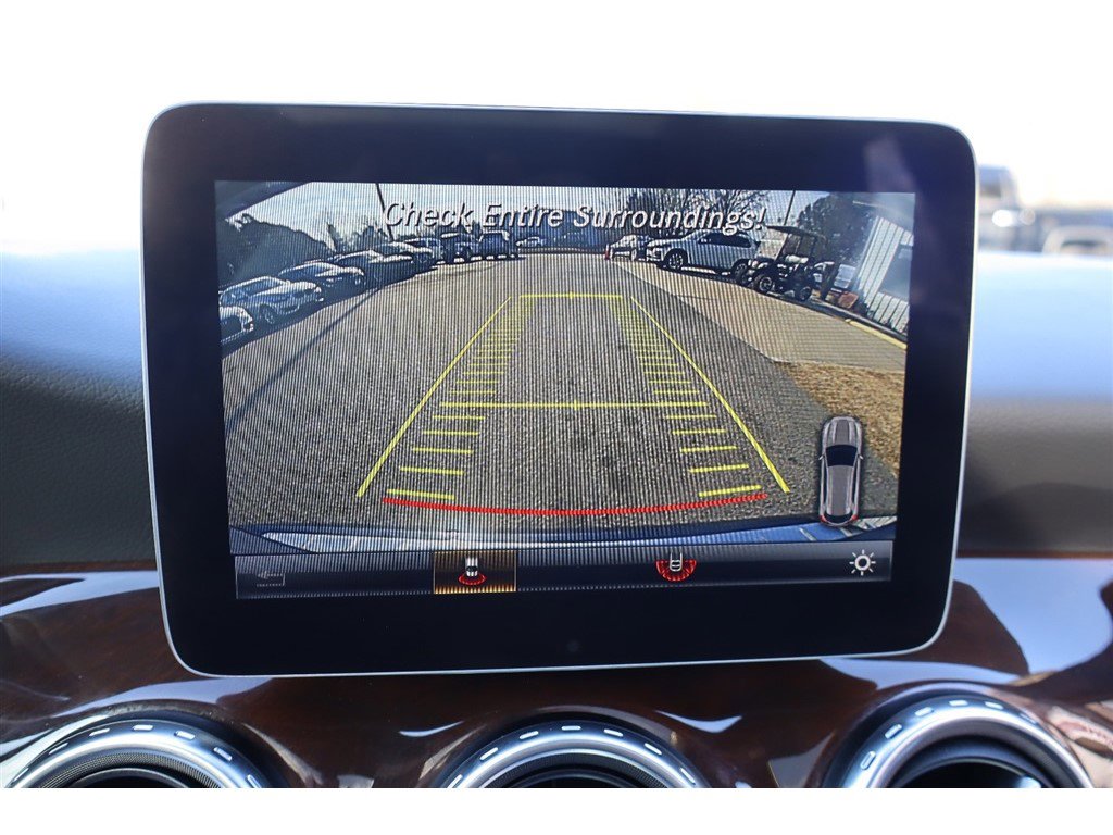 Used 2017 Mercedes-Benz GLA 250 4MATIC image 32