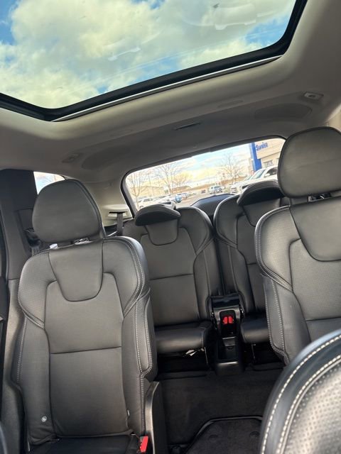 Used 2021 Volvo XC90 T8 Inscription w/ Protection Package Premier image 38