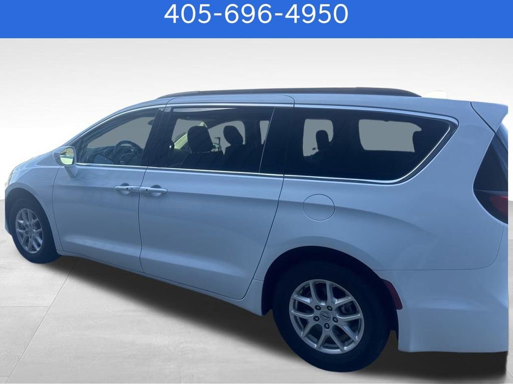 Used 2022 Chrysler Pacifica Touring-L image 43