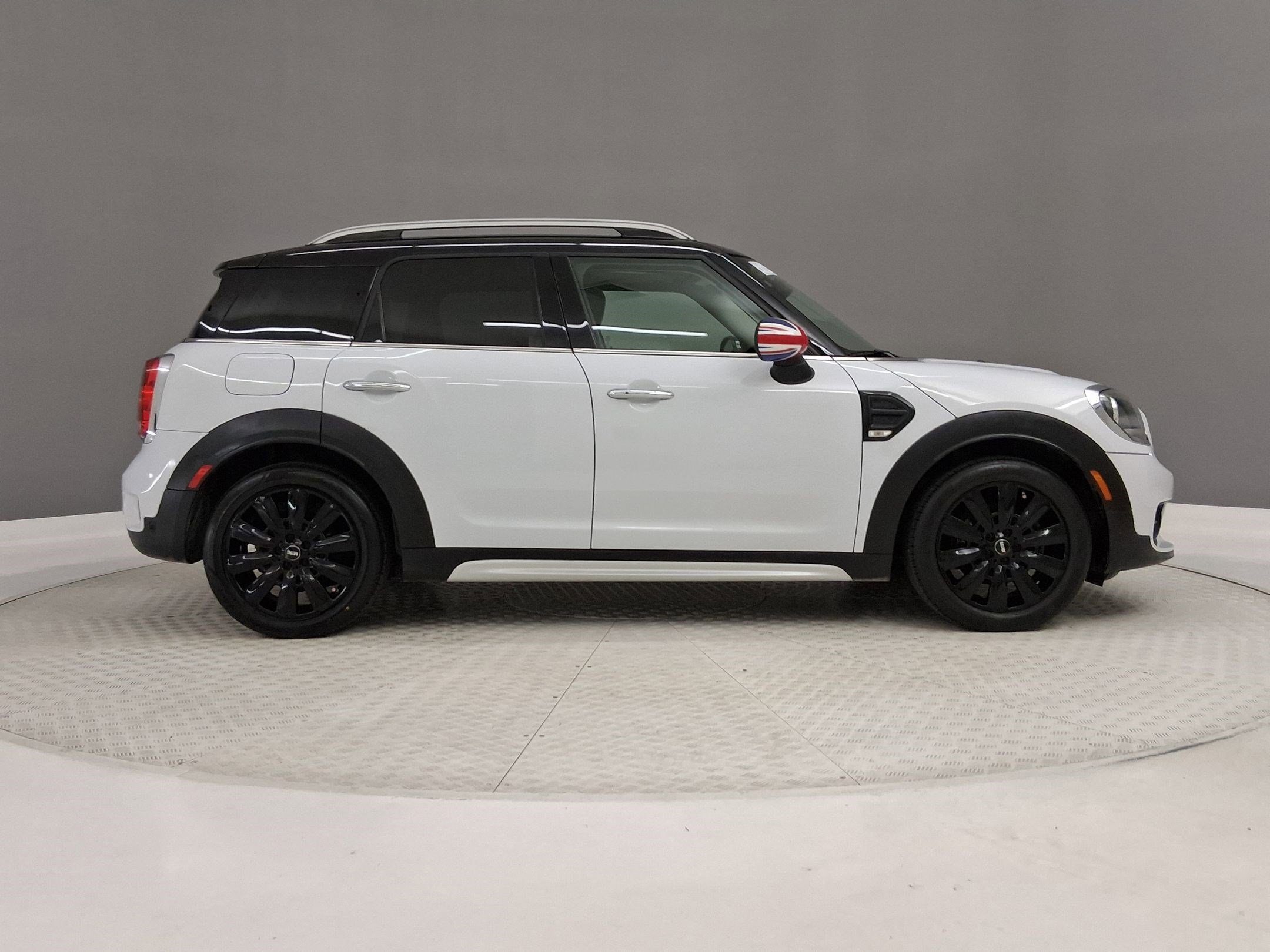 Used 2018 MINI Cooper Countryman FWD image 6