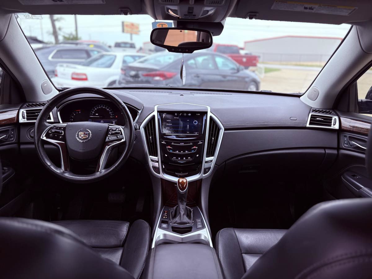Used 2016 Cadillac SRX Luxury w/ Driver Awareness Package FWD image 15
