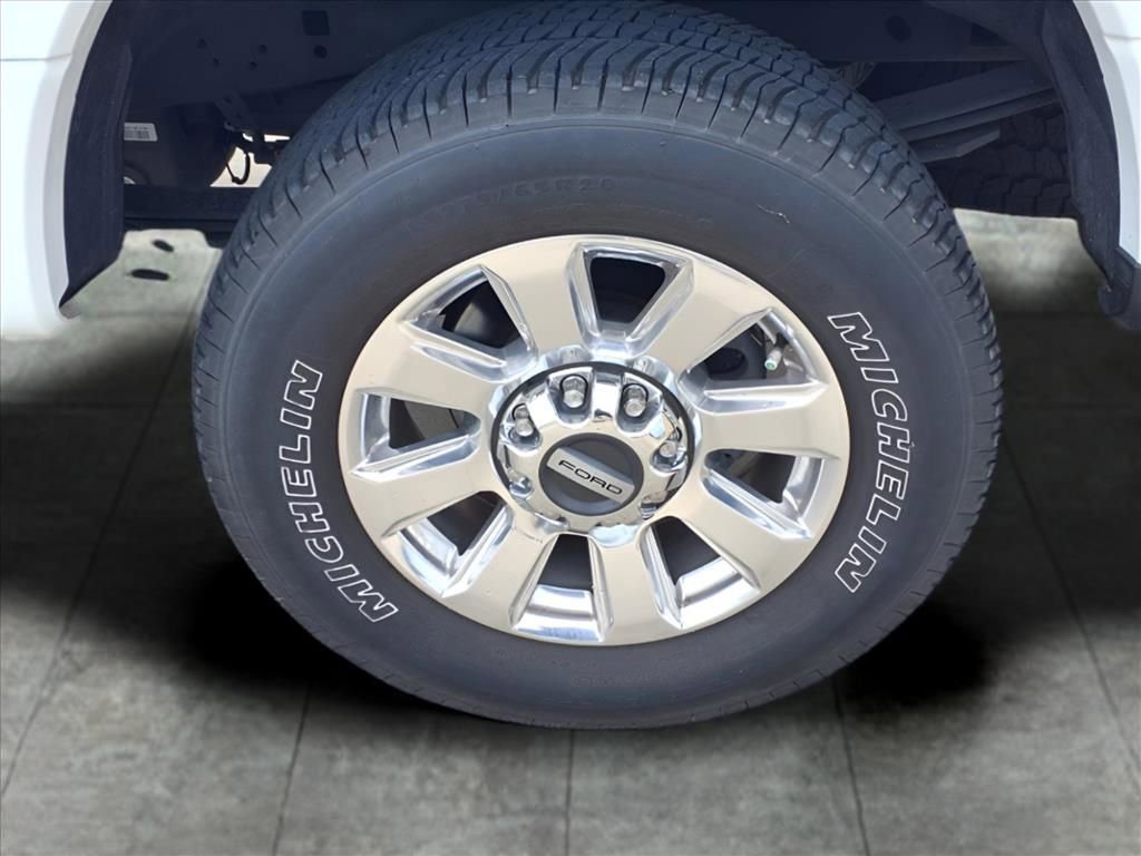 Used 2022 Ford F250 Platinum image 10