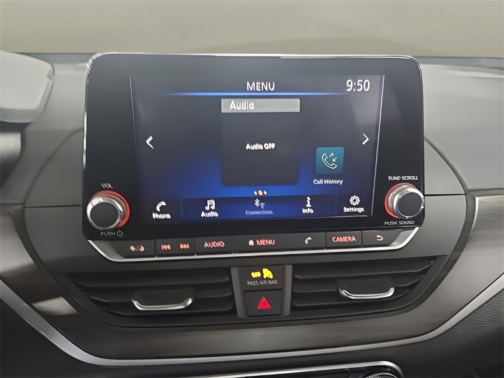 Used 2024 Nissan Altima 2.5 SV image 24