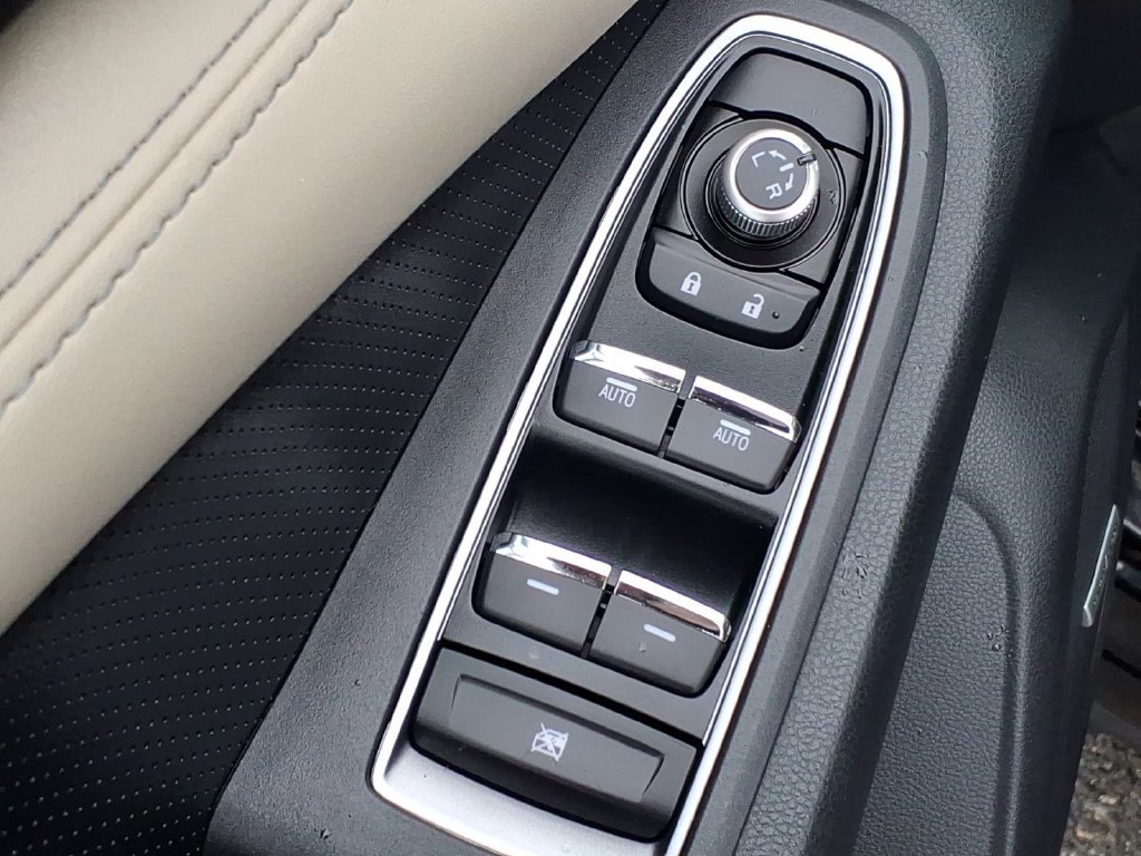 Used 2019 Subaru Ascent Limited AWD/4WD image 15