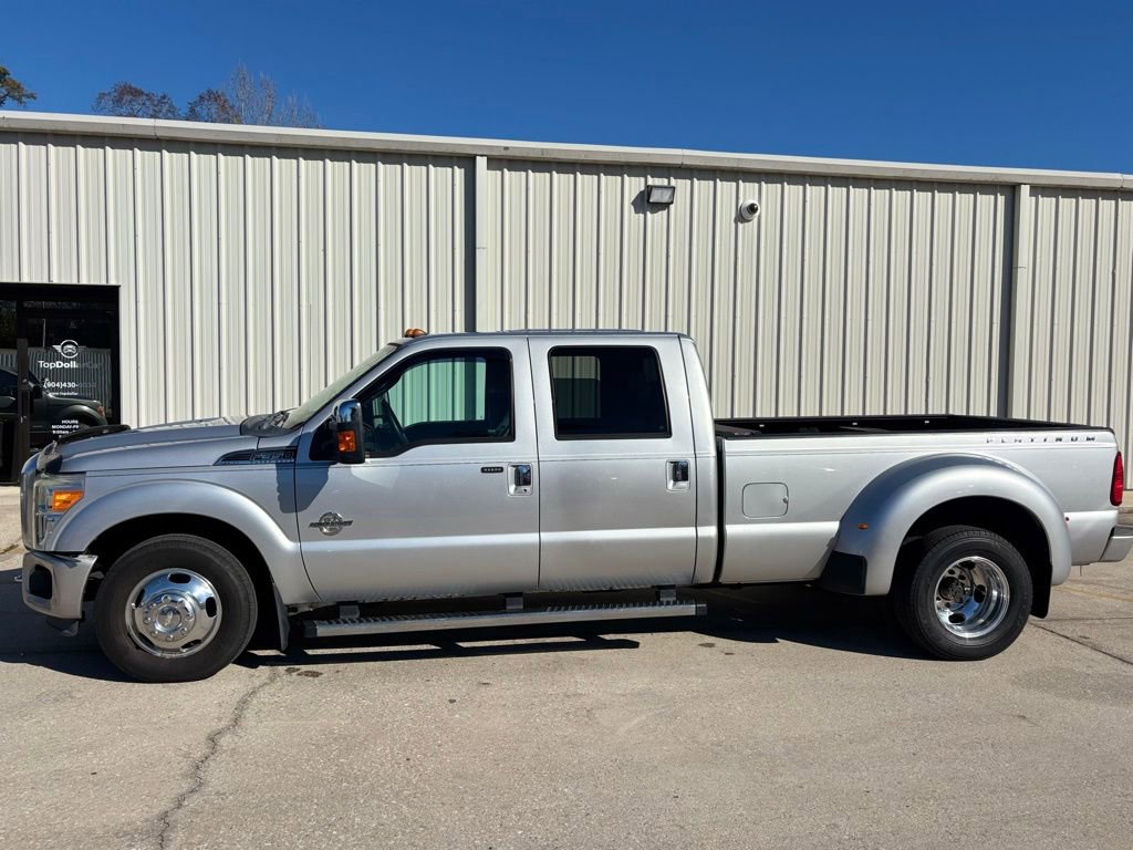 Used 2015 Ford F350 Platinum image 2