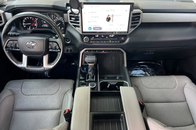 Used 2022 Toyota Tundra Limited AWD/4WD image 15