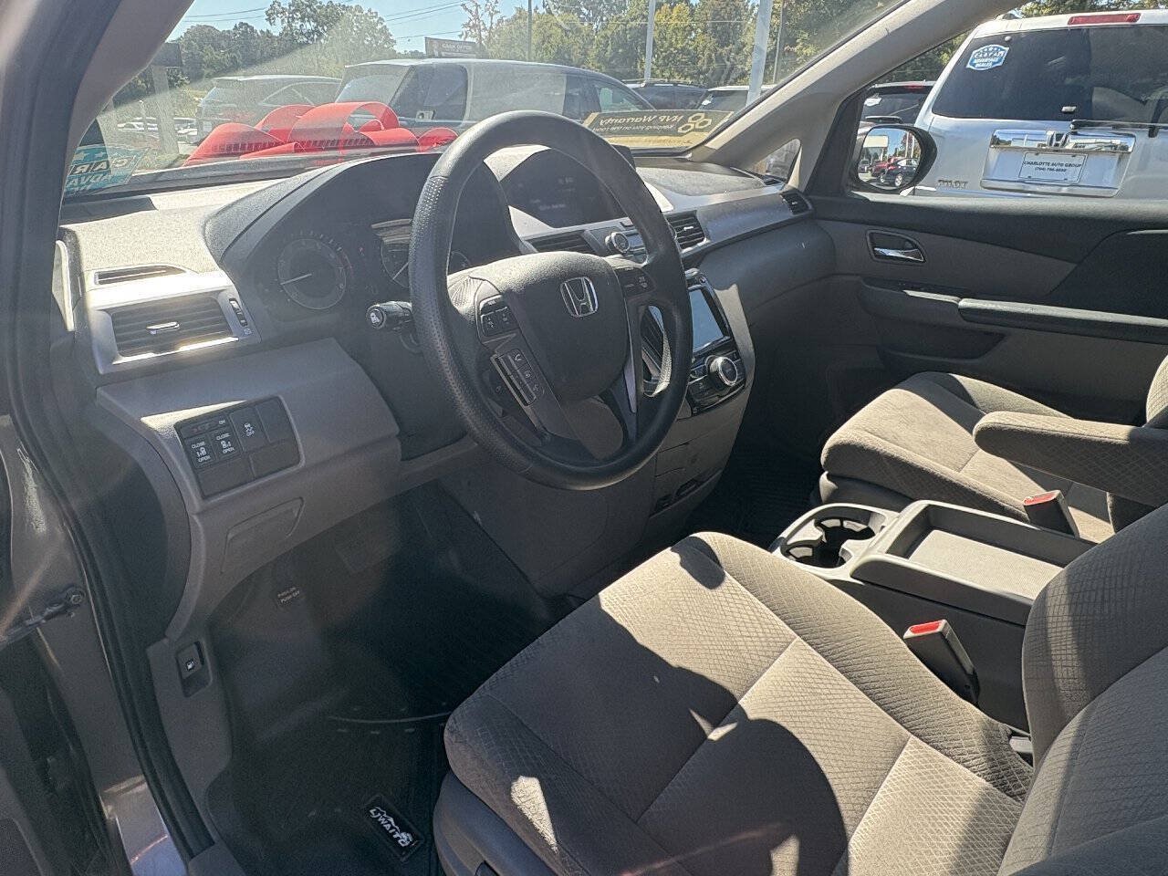 Used 2014 Honda Odyssey EX image 11