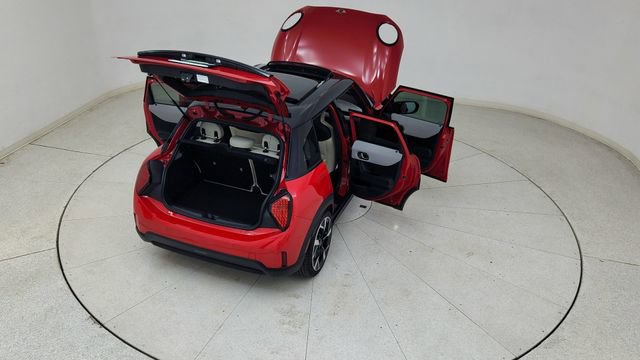 Used 2025 MINI Cooper 4-Door Hardtop image 84