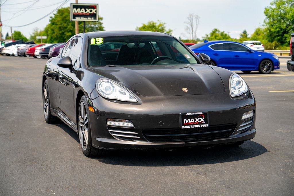 Used 2013 Porsche Panamera 4 w/ Premium Pkg image 2