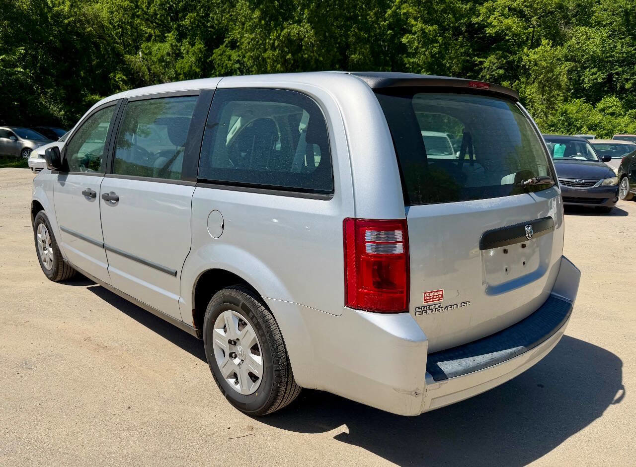 Used 2008 Dodge Grand Caravan SE FWD image 3