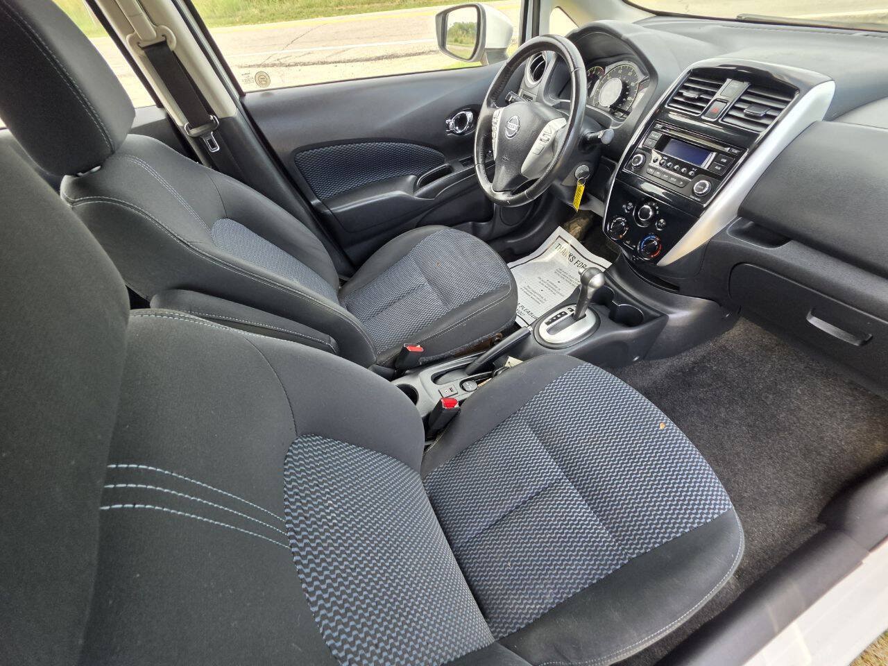 Used 2015 Nissan Versa Note SV FWD image 4